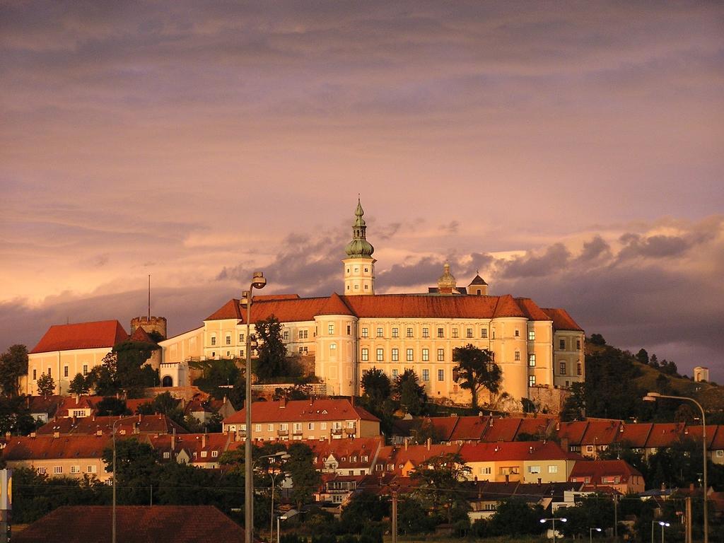 Hotel Zamecek Mikulov Dış mekan fotoğraf