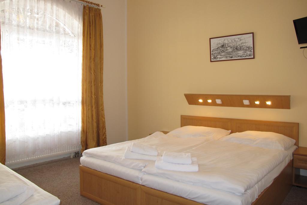 Hotel Zamecek Mikulov Dış mekan fotoğraf