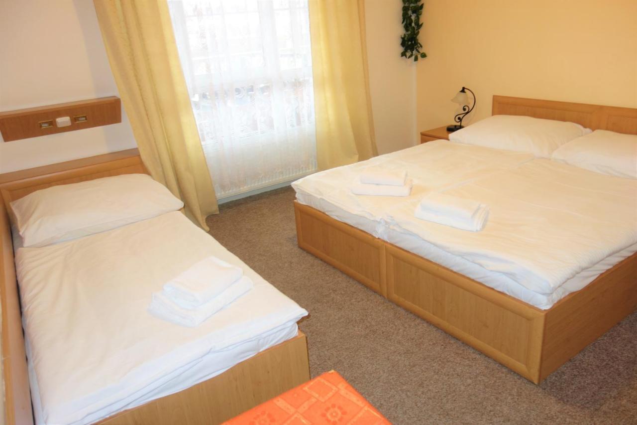Hotel Zamecek Mikulov Dış mekan fotoğraf
